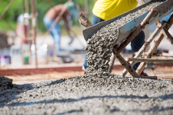 Backyard Concrete Pouring in Eugene
